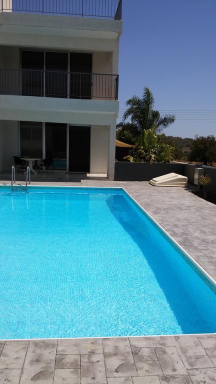 Palms Resort Apartments Alethriko Bilik gambar